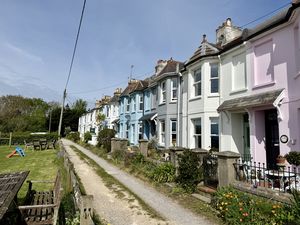 Photo 4- click for photo gallery